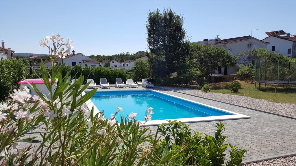 מאלינסקה Apartments Kovacic מראה חיצוני תמונה